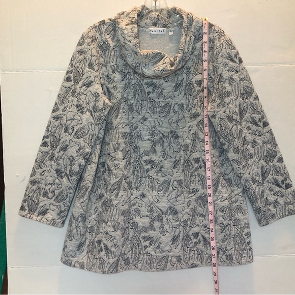 Habitat a-line tunic with relaxed cowl neck abstract print size small - Picture 6 of 8